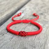 Bracelet cordon rouge homme