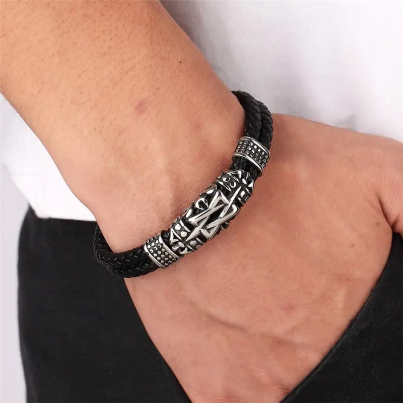 Bracelet homme cuir double cordon tresse noir fermoir tete de mort